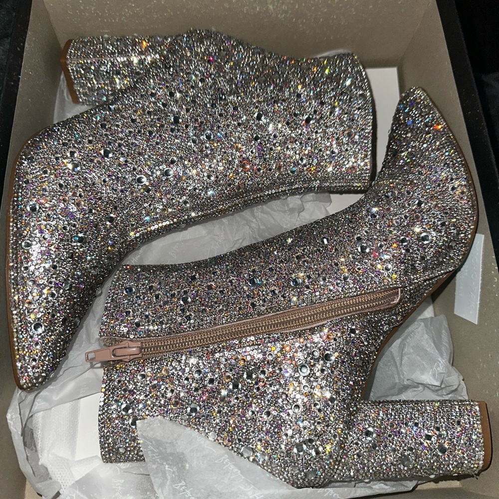 Betsy Johnson diamond heels